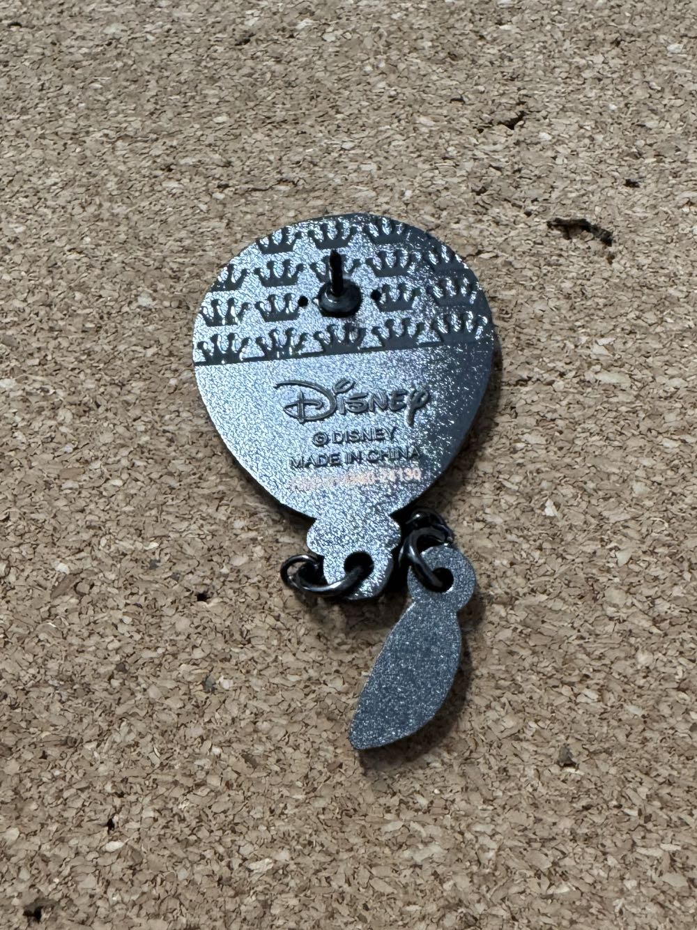 LFLY Disney Balloon - Dumbo - Disney Loungefly pin collectible - Main Image 2