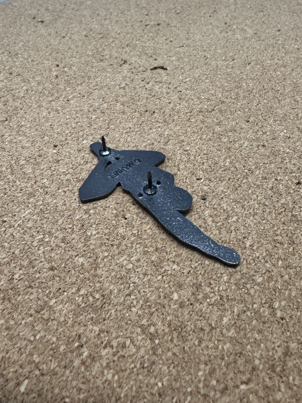 Marvel - Spider-Man & Cat - Marvel Enamel Pin pin collectible - Main Image 3