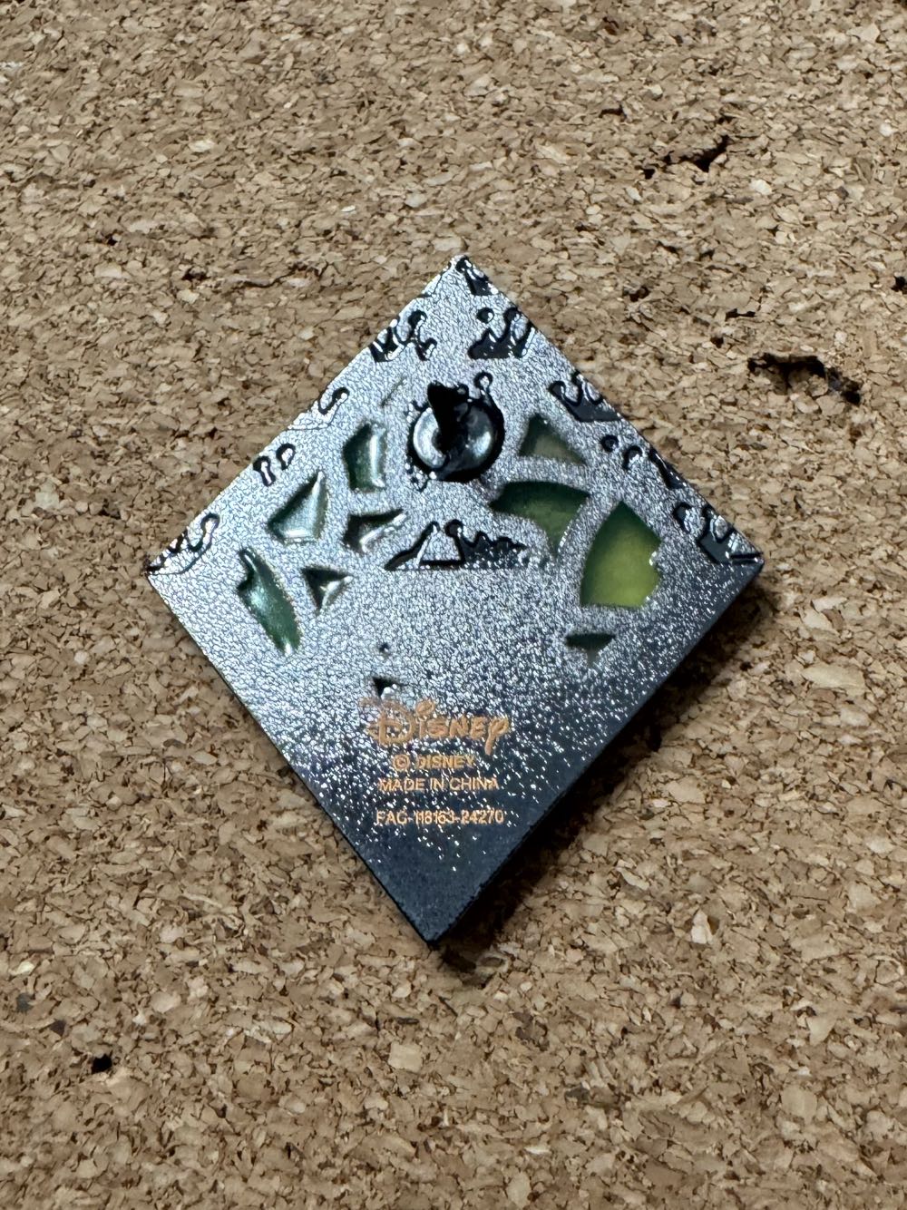 LFLY Princess Diamond Stained Glass - Tiana - Disney Loungefly Stained Glass Pin pin collectible - Main Image 2