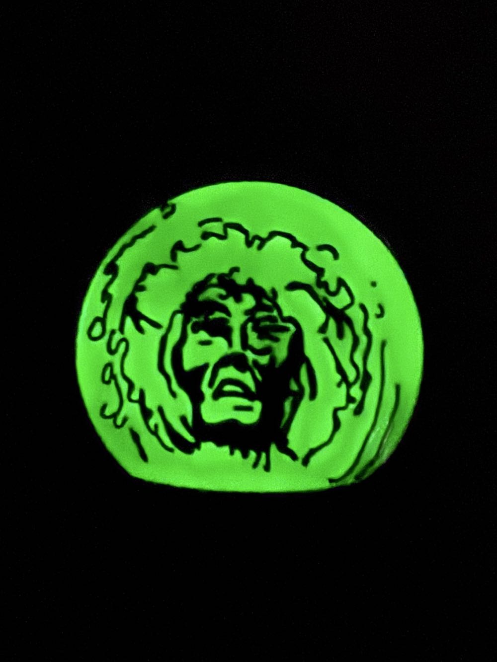 Madame Leota Glow in the Dark Crystal Ball - Metal / Enamel / Glow in the Dark / Limited Release pin collectible - Main Image 2