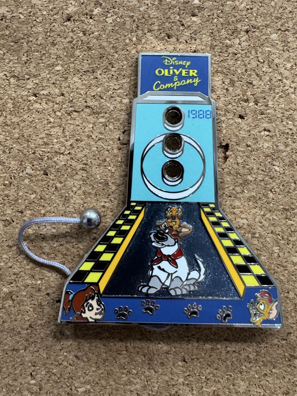 Alley Bowler Arcade - Oliver & Company - Hard Enamel, Metal pin collectible - Main Image 2