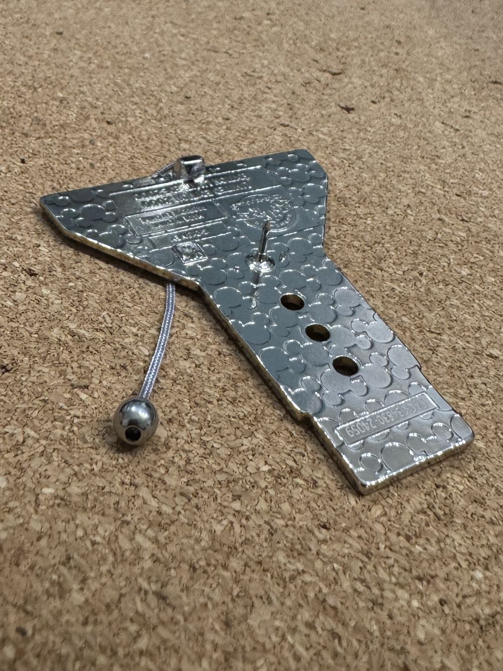 Alley Bowler Arcade - Oliver & Company - Hard Enamel, Metal pin collectible - Main Image 4