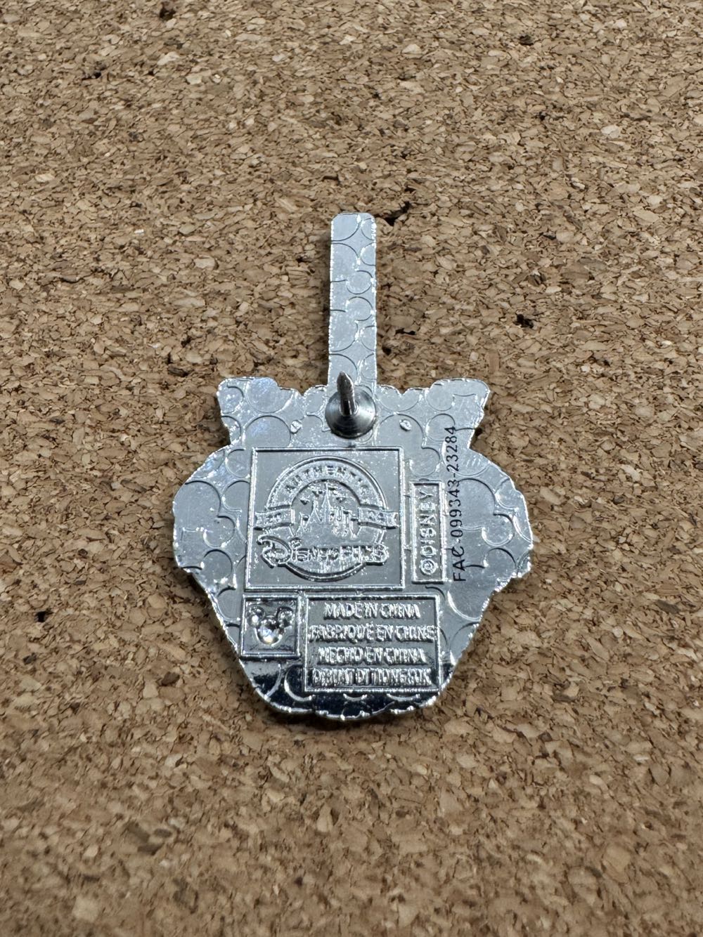 Candy Apple - Prince John - Hard Enamel, Metal pin collectible - Main Image 2