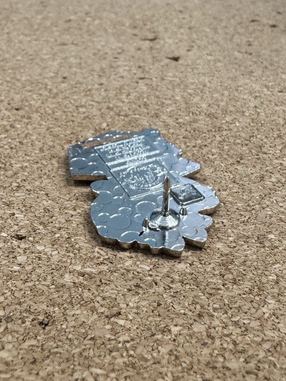 Toys in a Box - Cheshire Cat - Complete Set pin collectible - Main Image 3