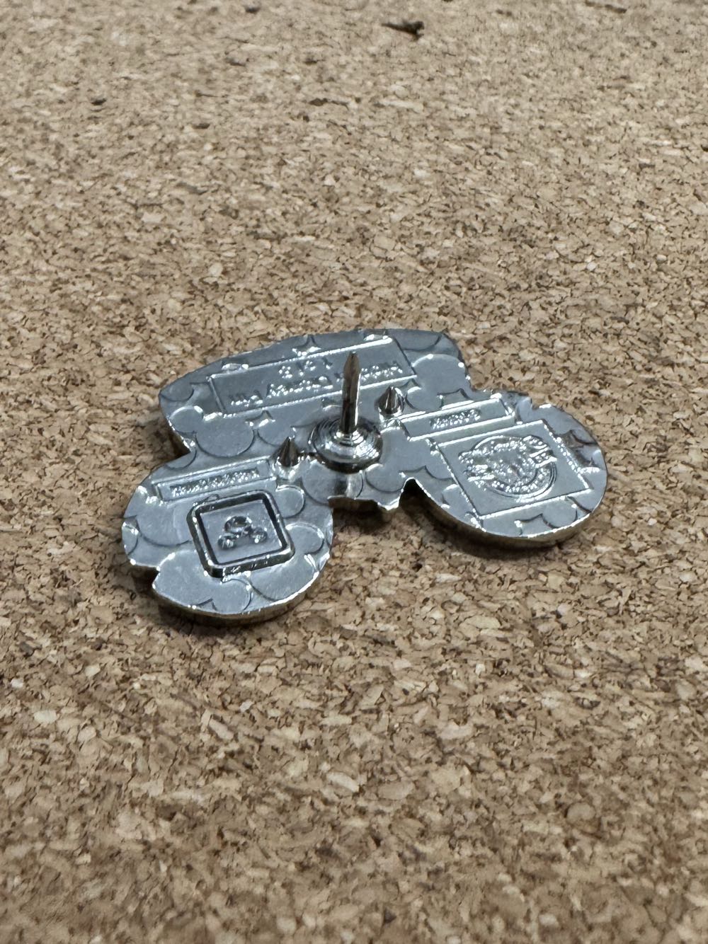 Ear Hat 2024 - Stitch - Hidden Mickey pin collectible - Main Image 3