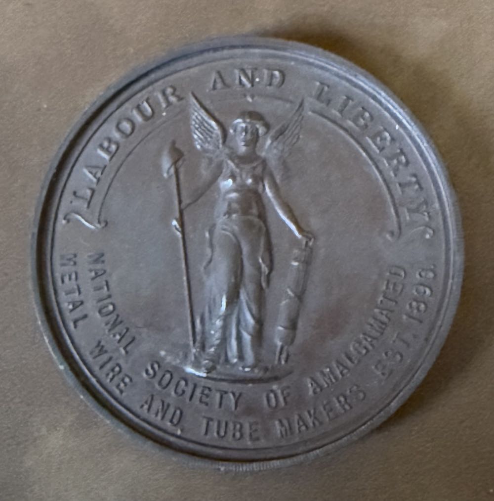 Pixar Commemorative Stamps Series 1 Lotso T Roana Phare De Travail Carré 9 Leds Magnétique Avec Interrupteur