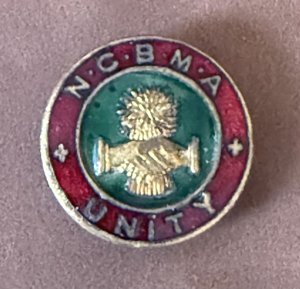 2019 Hidden Mickey Disney Watches - Goofy