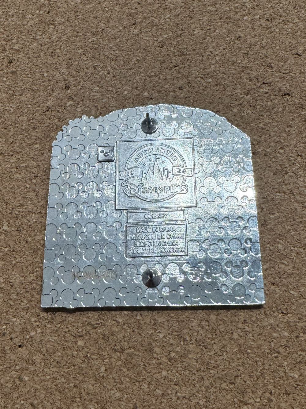 Stylized Supporting Cast - Frozen - Hard Enamel, Metal pin collectible - Main Image 2