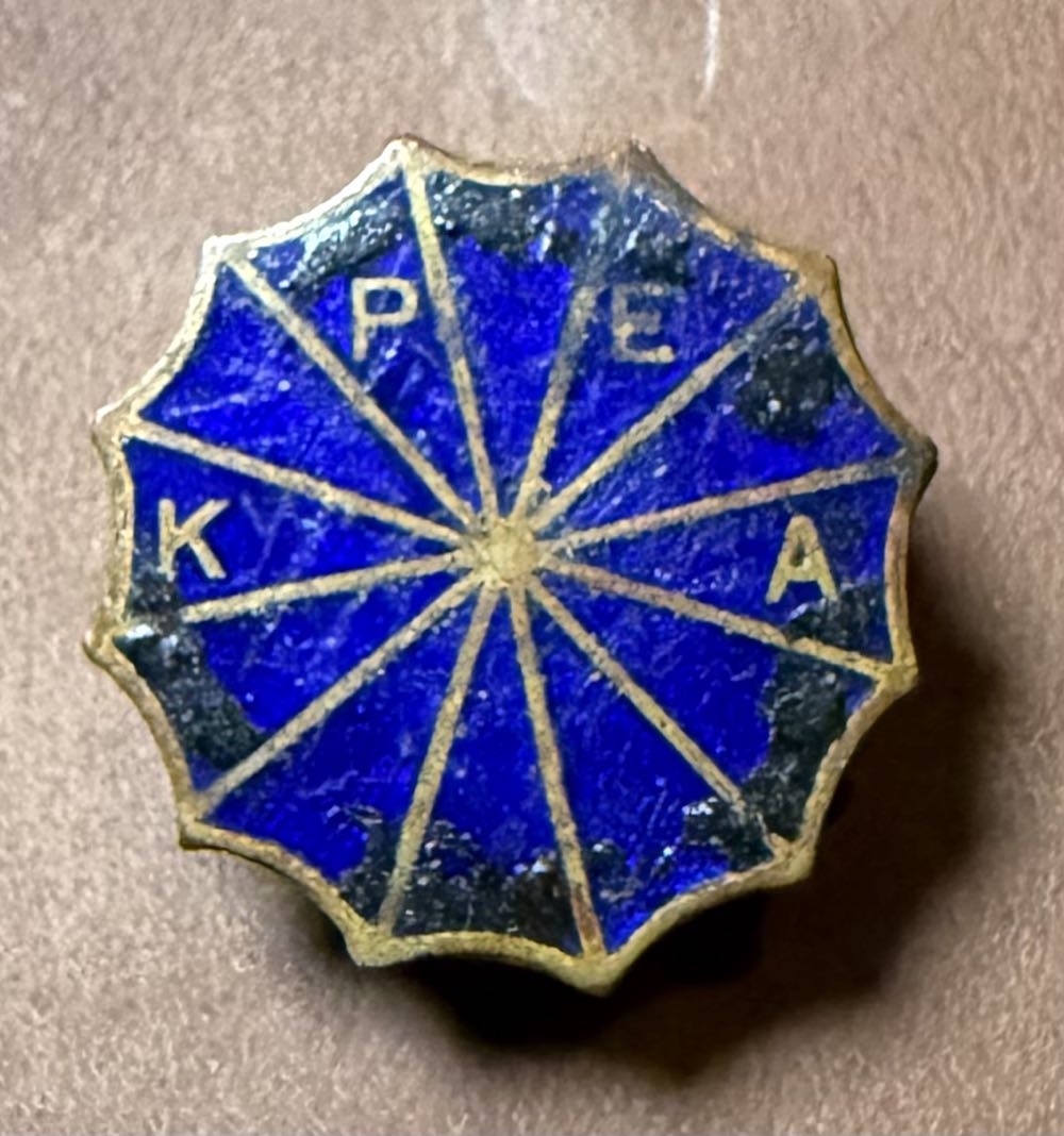 D23 Expo 2024 - HM Rosie Tombstone