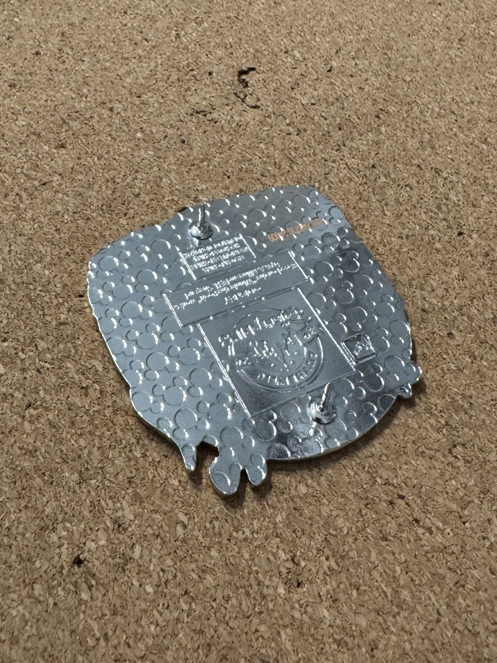 Stylized Supporting Cast - Winnie the Pooh - Hard Enamel, Metal pin collectible - Main Image 3