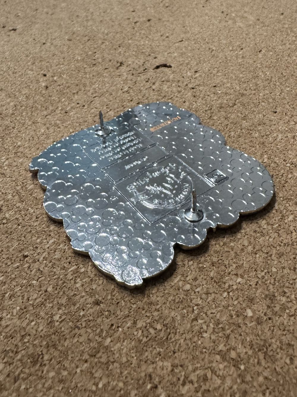 Stylized Supporting Cast - Aladdin - Hard Enamel, Metal pin collectible - Main Image 3