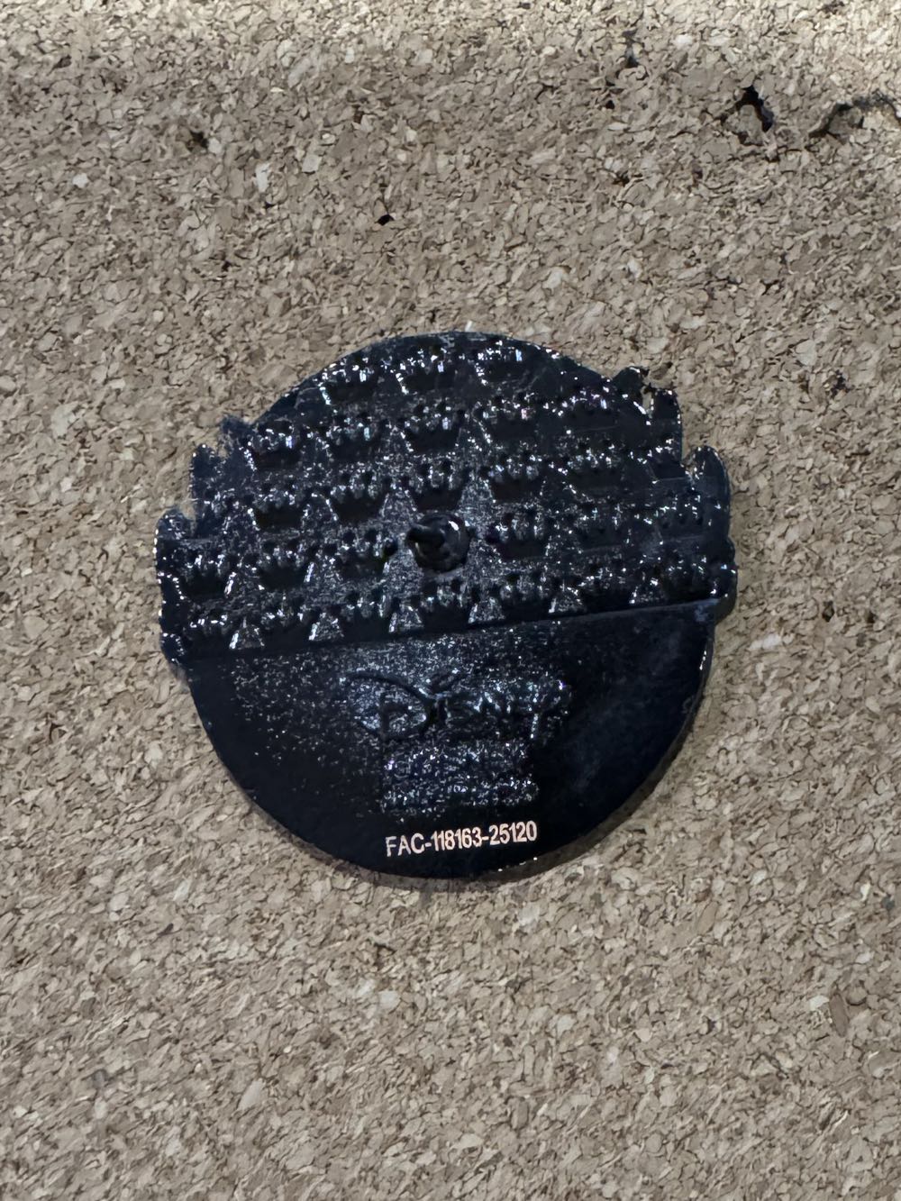 LFLY Villains Fan Club - Hades - Disney Loungefly pin collectible - Main Image 2