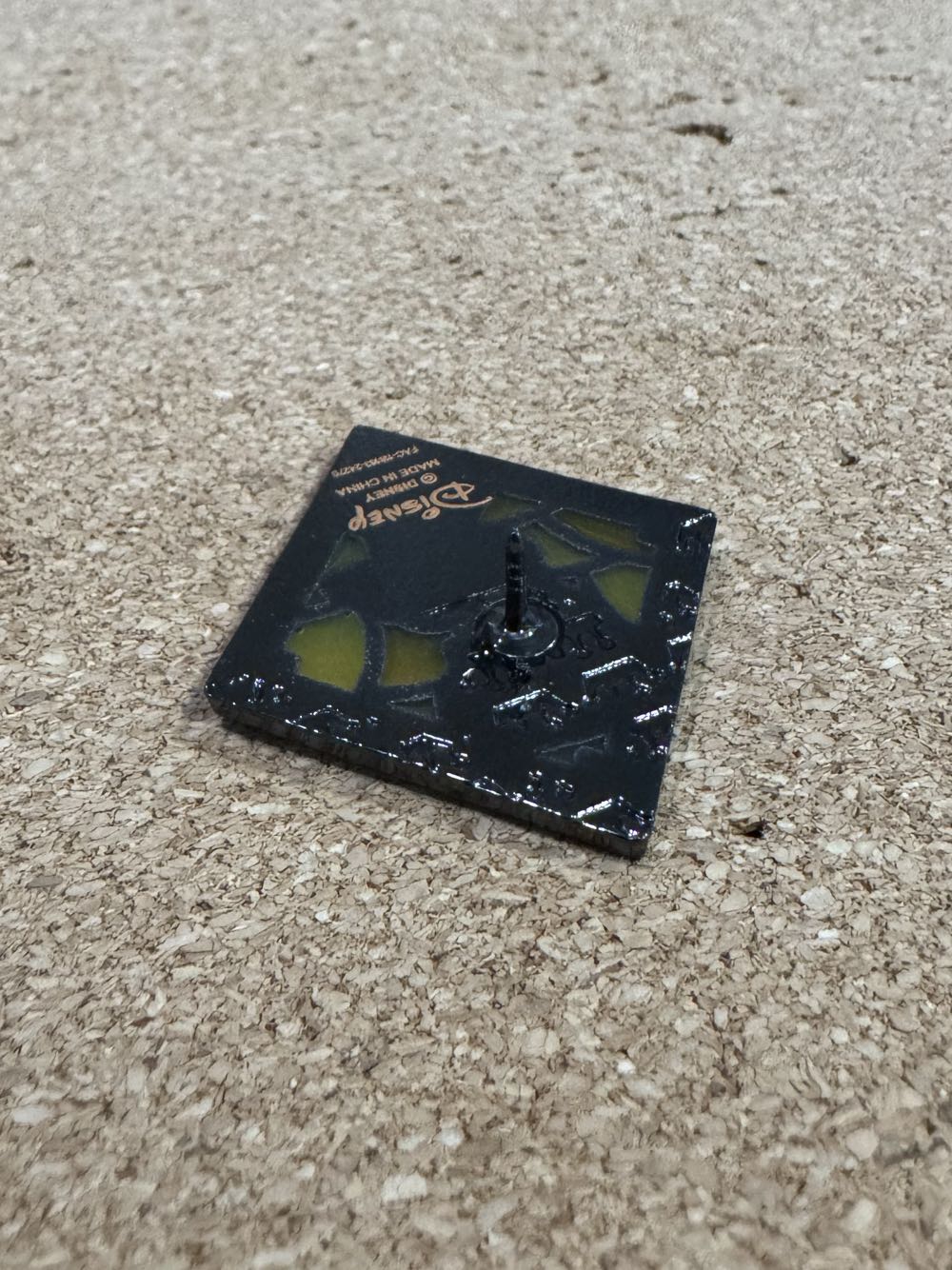 LFLY Princess Diamond Stained Glass - Jasmine - Disney Loungefly Stained Glass Pin pin collectible - Main Image 3