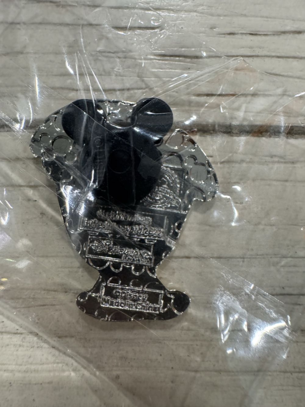 Beauty And The Beast, Chip, DLP  pin collectible - Main Image 2