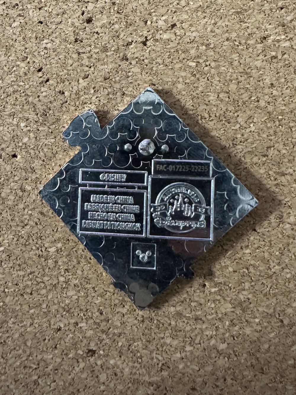 I Just Can’t Wait To Be King - Simba & Nala with Ostriches - Hard Enamel, Metal pin collectible - Main Image 2