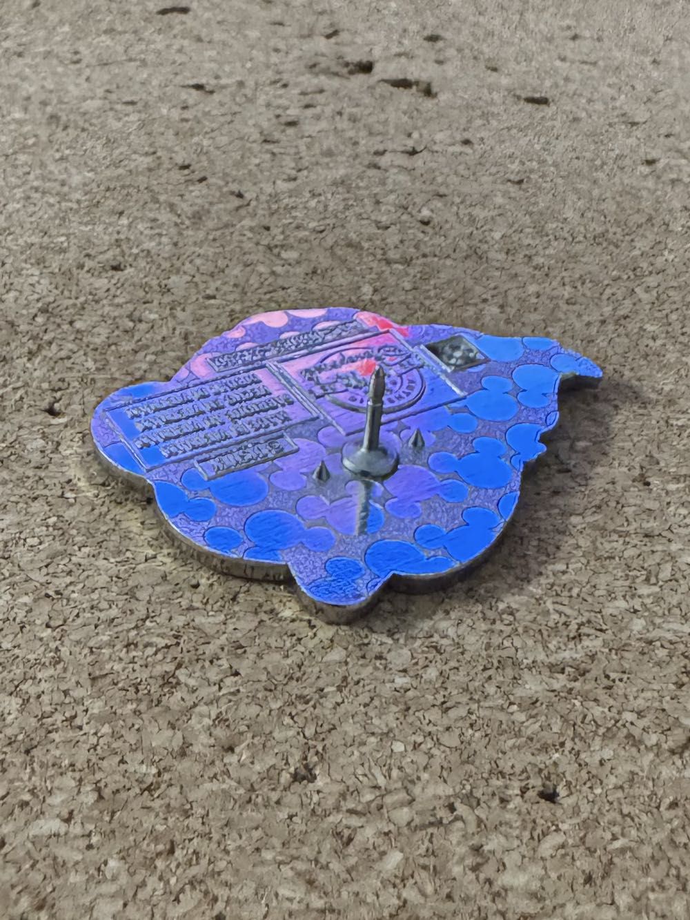 Slippers - Sorcerer Mickey - Hard Enamel, Metal pin collectible - Main Image 3