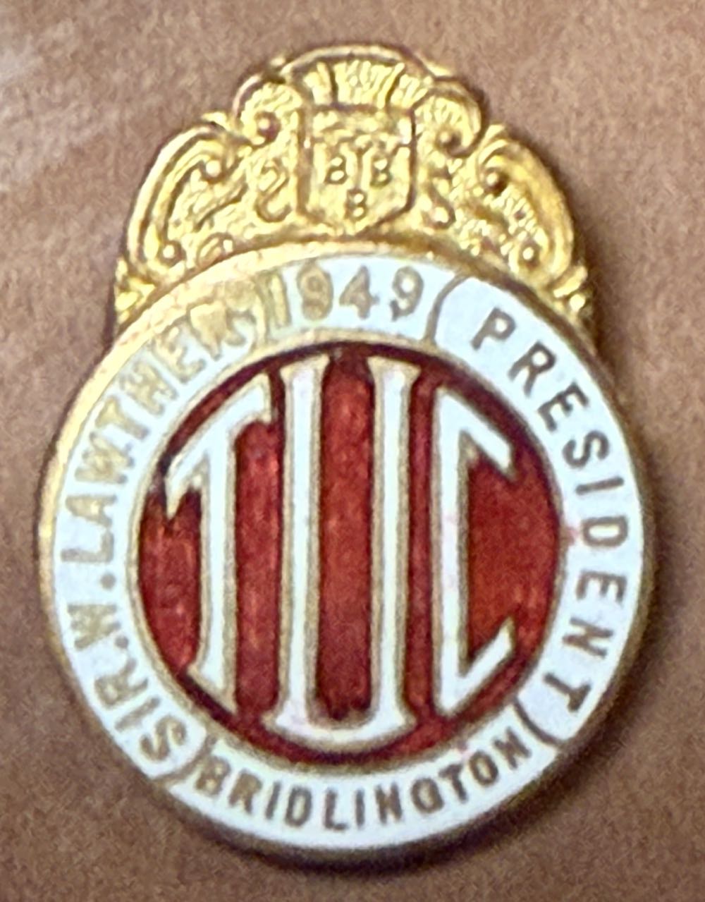 Trades Union Congress - 1949  pin collectible - Main Image 1