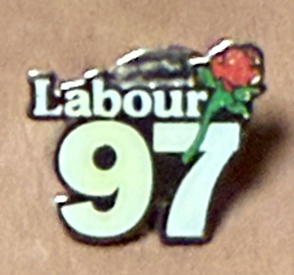 Up - Mr Fredrickson Floating With Balloons