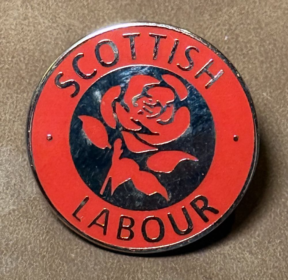 Mouse New Disney Christmas Munchlings Minnie Mouse Cookie New Disney Munchlings Christmas Cookie Limited Edition Holiday Cookie Minnie Holiday Christmas Limited