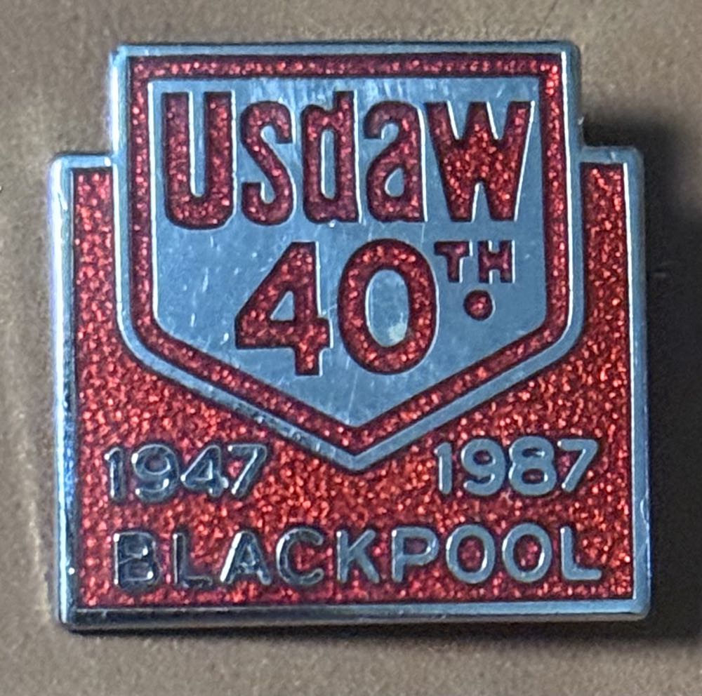 Cheshire Cat - 25 Years Of Pin Trading - Hidden Disney