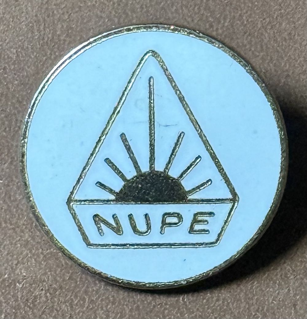 Disney’s Chase Visa Cardmember Exclusive #9 Super Hero Stitch Disney Visa Stitch Free Shipping Halloween