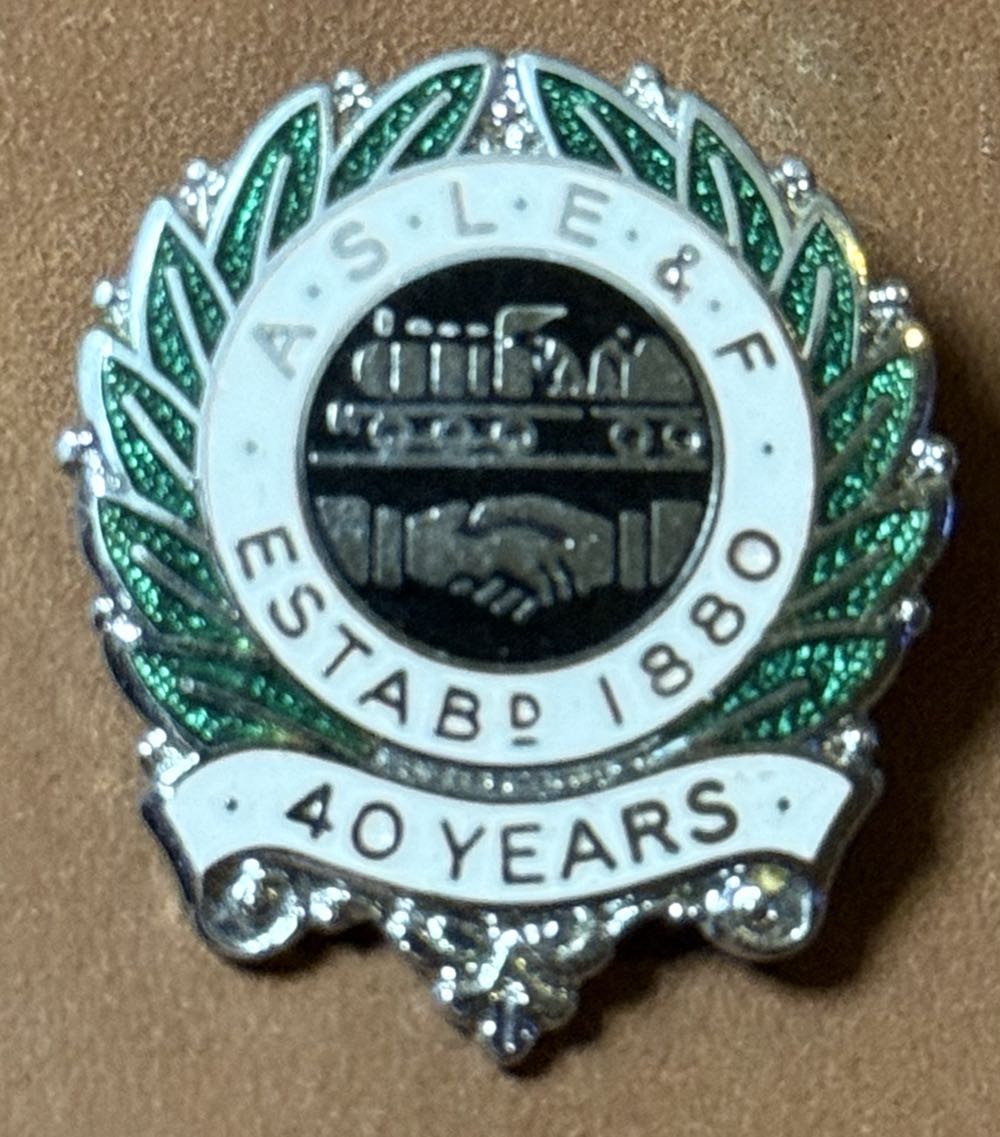 Red And Black Kitsune