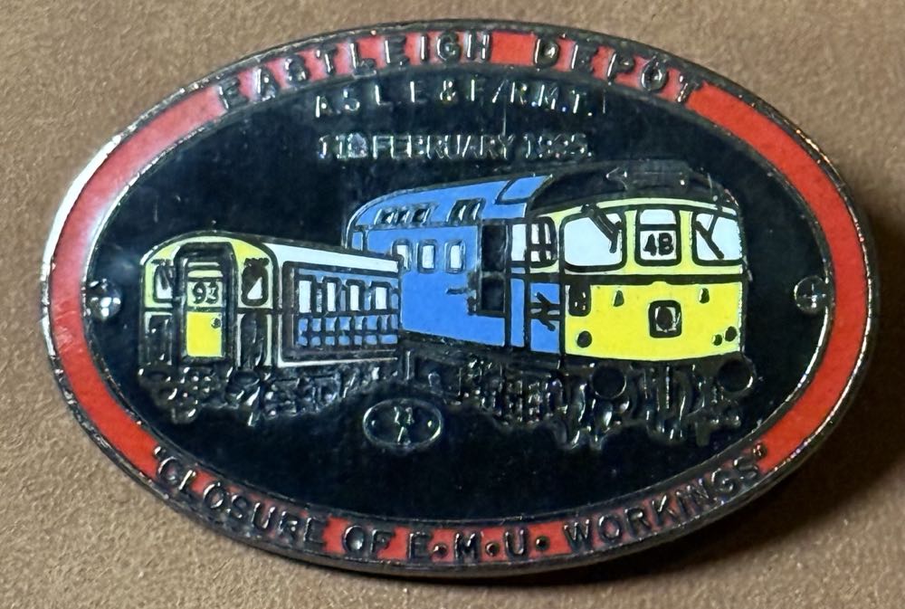 Pinocchio - 85 Years - Pinocchio With Honest John & Gideon - Disney Pins 25 - Ltd Edition