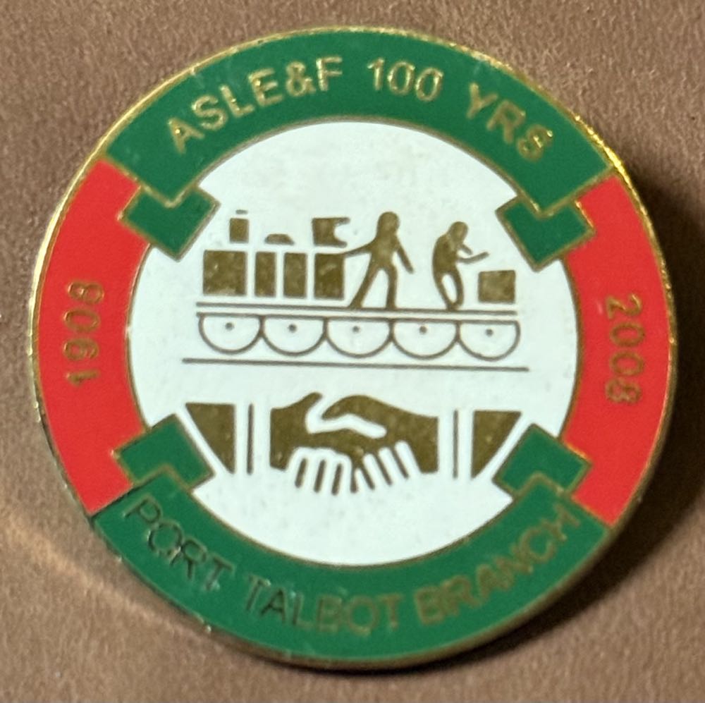 WDW - Haunted Mansion Hatbox Ghost Annual Passholder