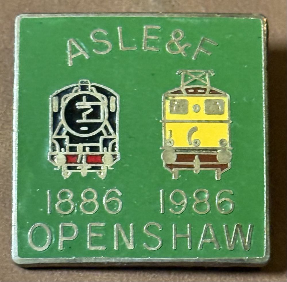 Society of Graphical and Allied Trades - Wapping Dispute Evening Standard Outside Chapel