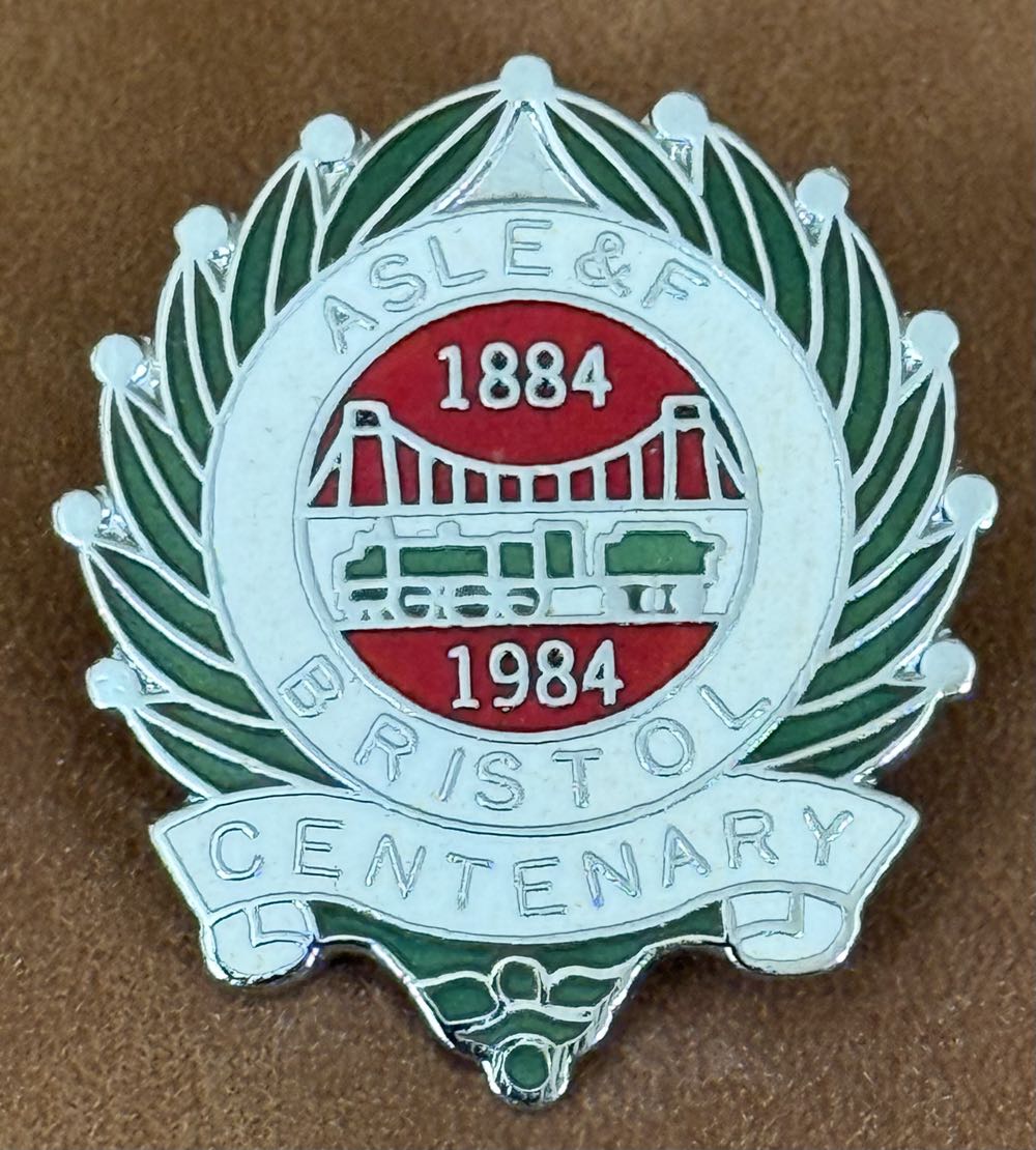 Coyoacan Staff Pin "Jefe De Manzana"