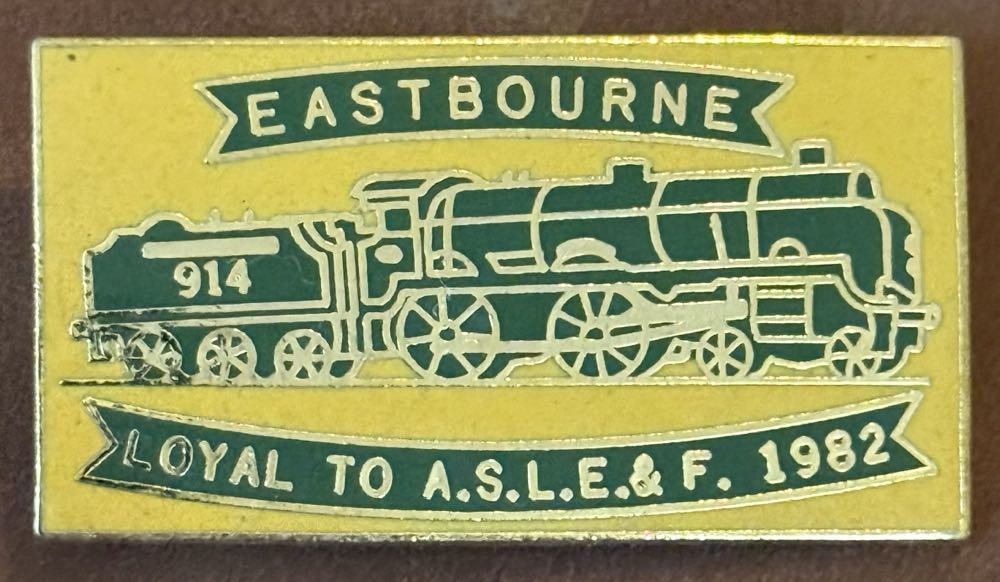 National Graphical Association - Mirror Group News Graphics Chapel