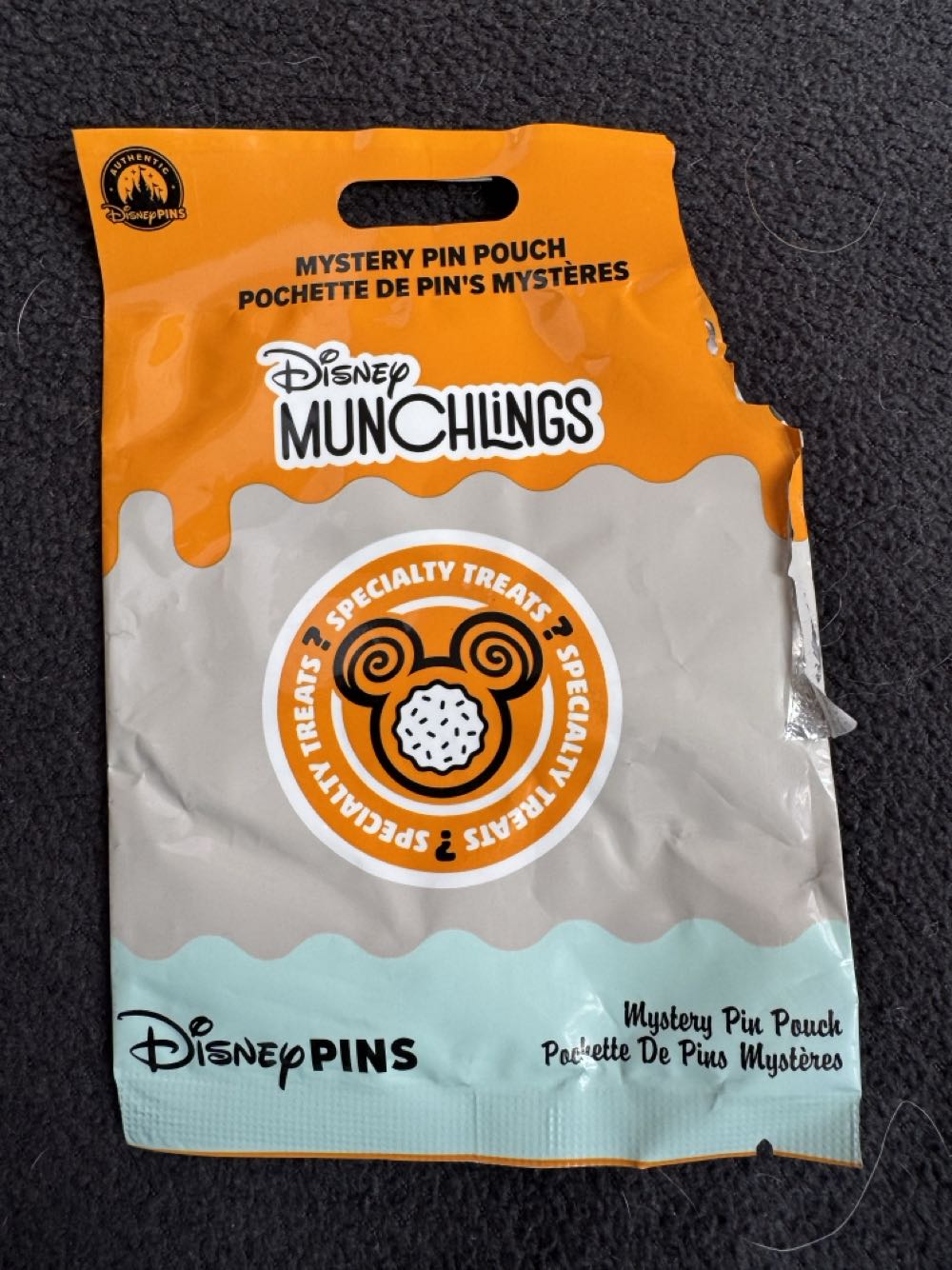 Munchlings Series 4 - Mystery Pin Pouch pin collectible [Barcode 400984768499] - Main Image 3