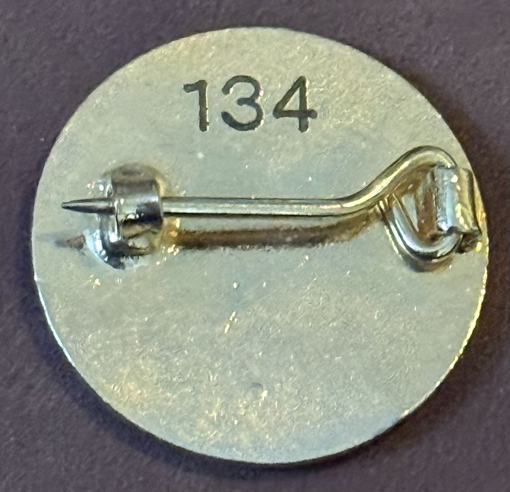 Associated Society of Locomotive Engineers and Firemen - Loyal to ASLEF 1982  pin collectible - Main Image 2