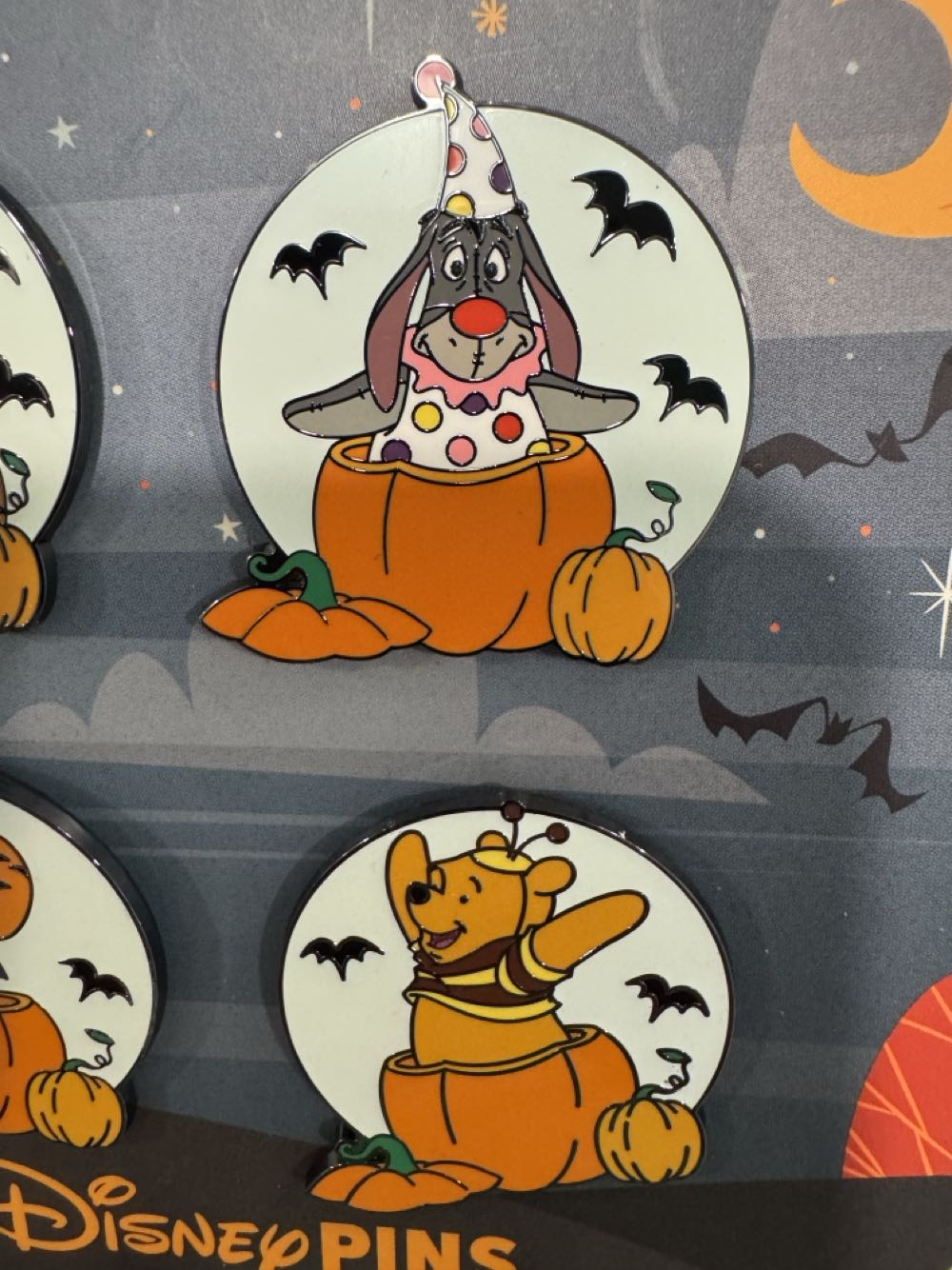 Winnie The Pooh Halloween 2025  pin collectible [Barcode 400992280303] - Main Image 4