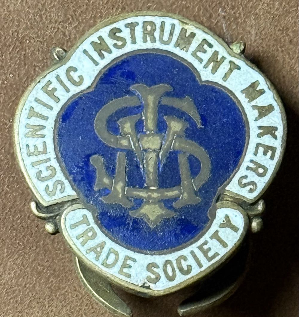 Mickey, Epcot, China