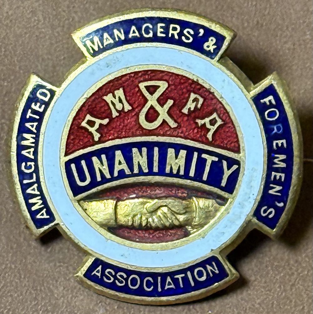 Salesman Fizz Enamel Pin *LIMITED STOCK*