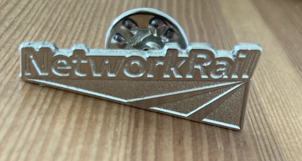 The Field Guide To Floral Dragons: Vespon Spin Pin En ^ ...