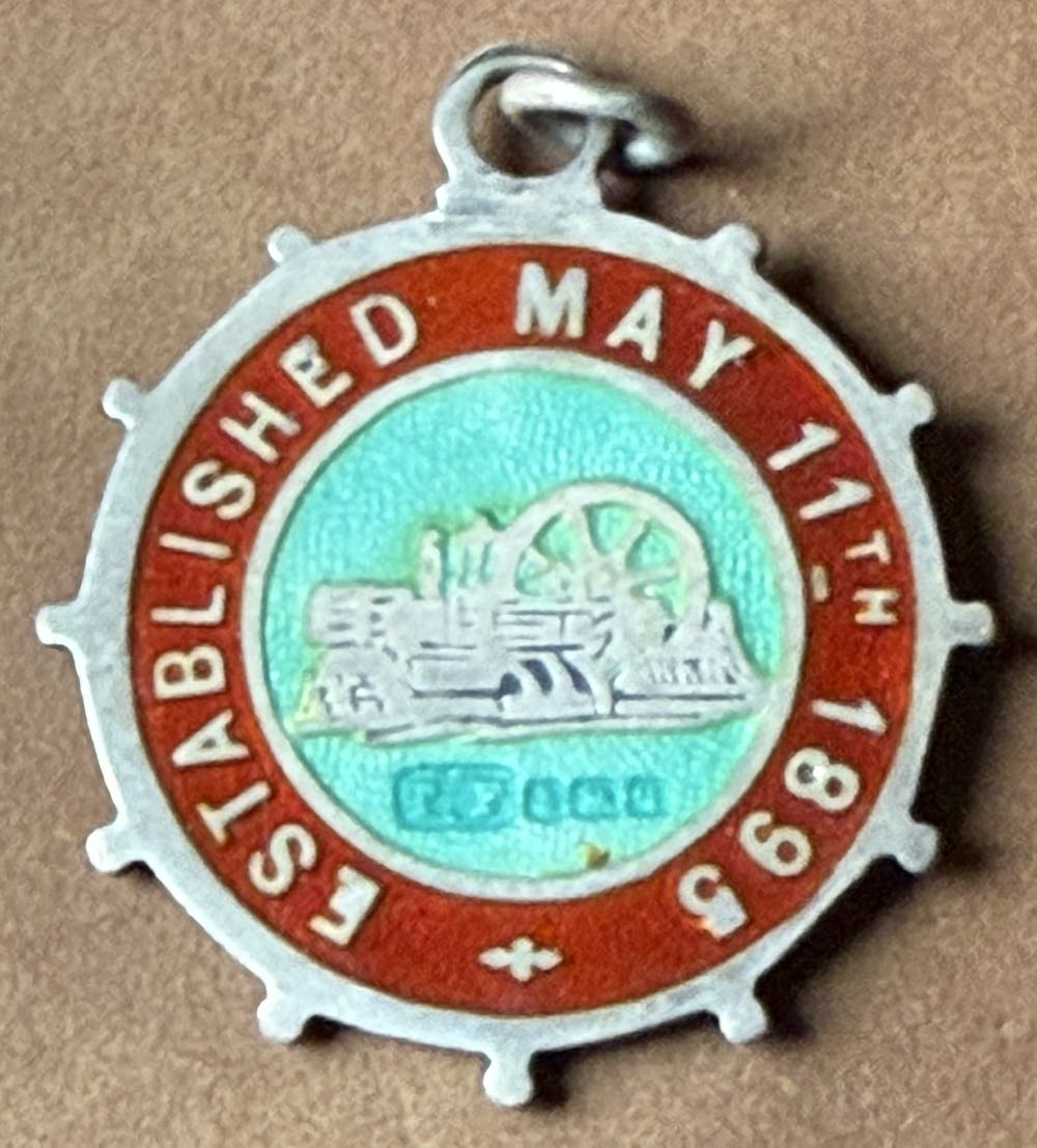 National Amalgamated Union of Enginemen, Firemen, Mechanics, Motormen and Electrical Workers  pin collectible - Main Image 2