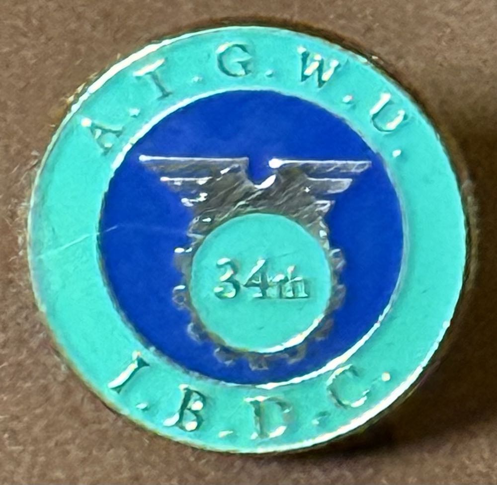 Snow White - Dopey Holding A Diamond