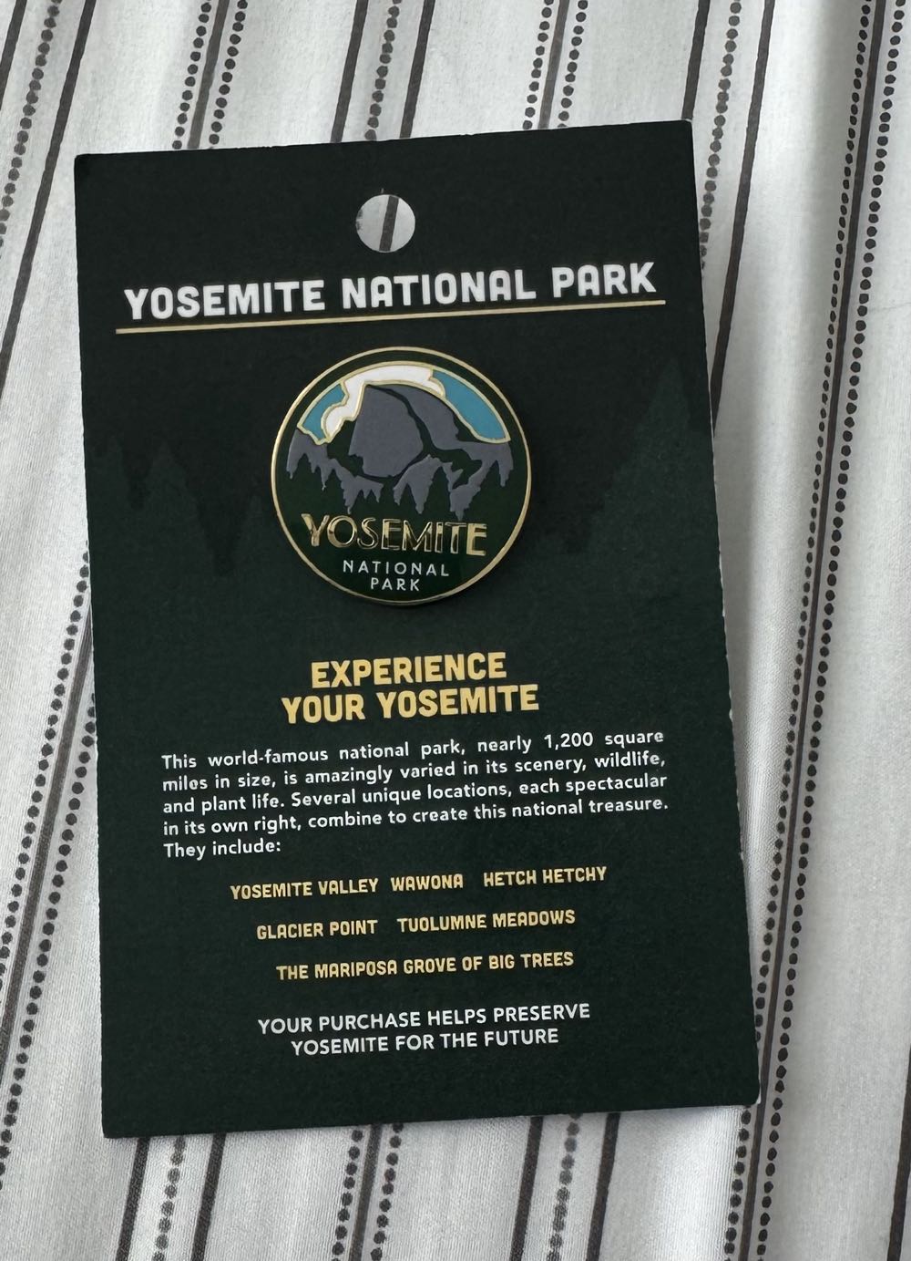 Yosemite National Park  pin collectible - Main Image 2