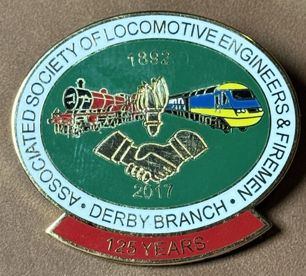 Pin Trading 25th Anniversary Mickey Mouse