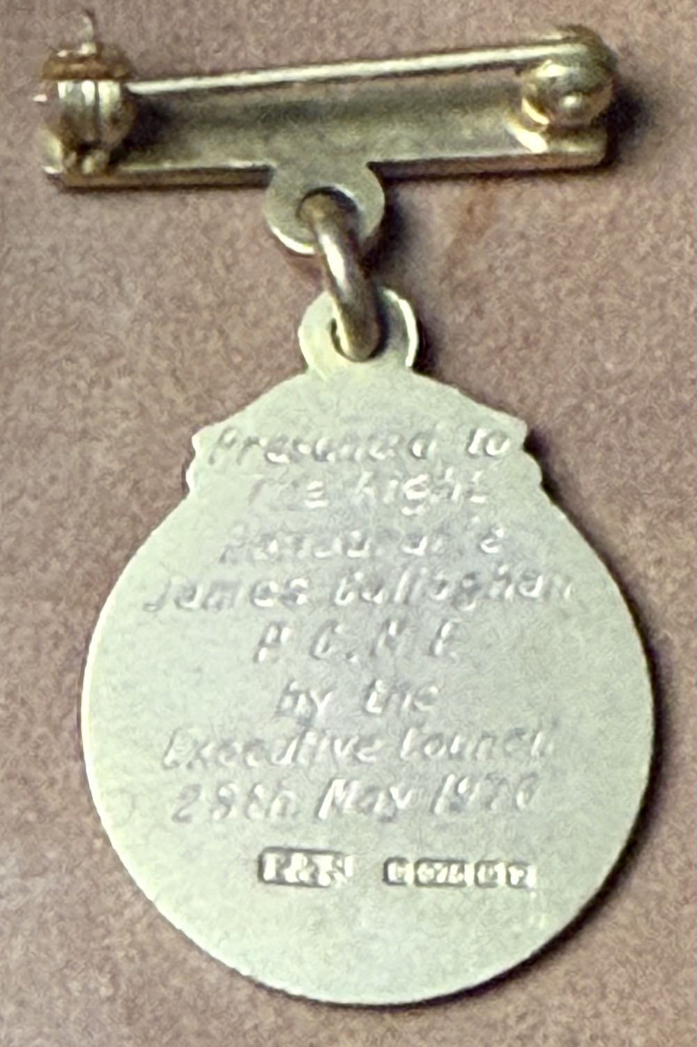 Amalgamated Society of Boilermakers, Shipwrights, Blacksmiths and Structural Workers - Gold Badge Jim Callaghan  pin collectible - Main Image 2