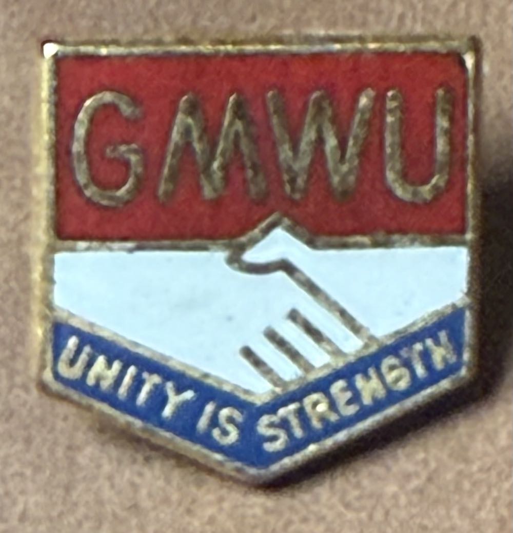 Marine Layer - Smiley (Neon Yellow)