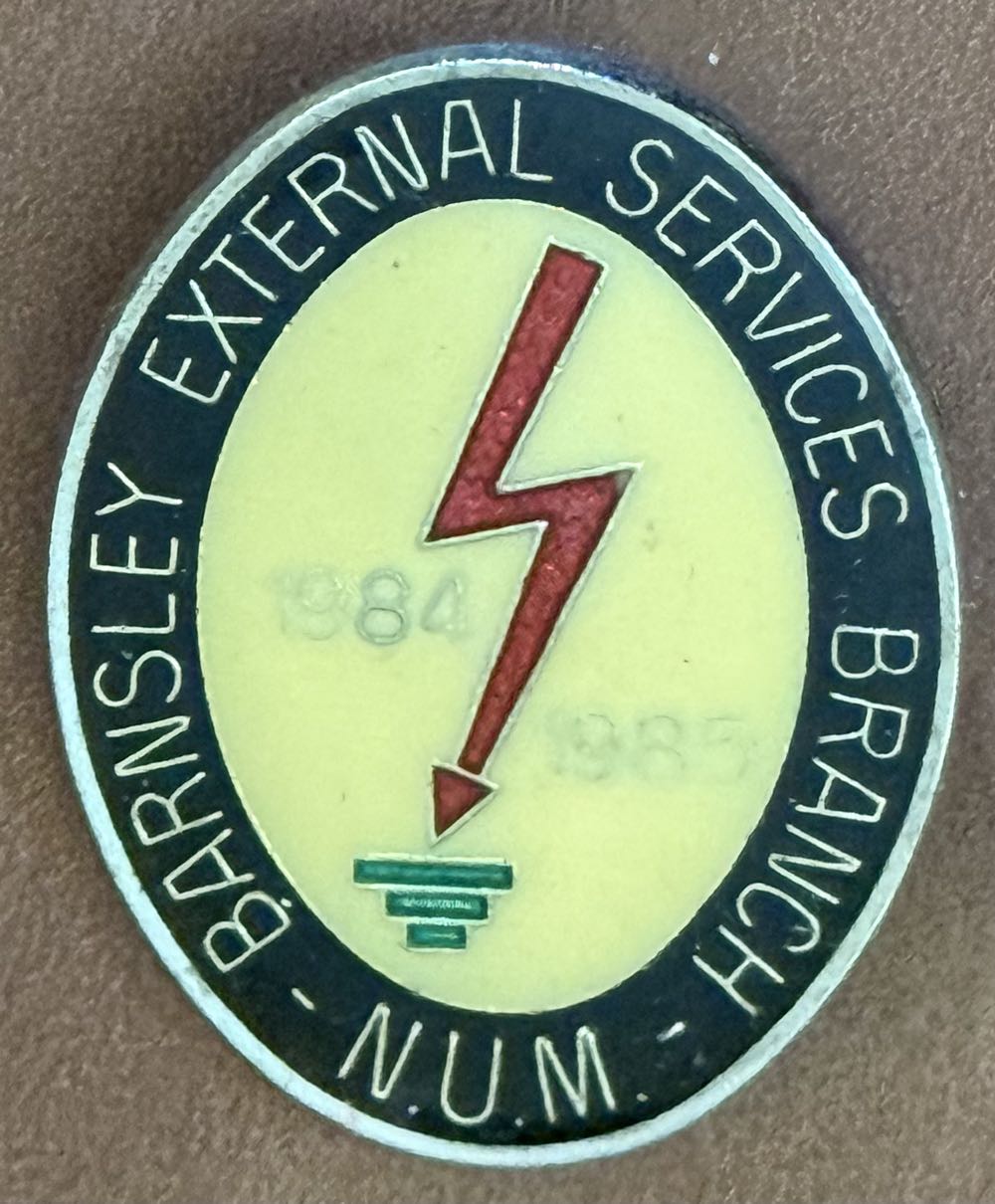 Disney Cruise Line 2025 Gingerbread Ship Mickey and Minnie Pin