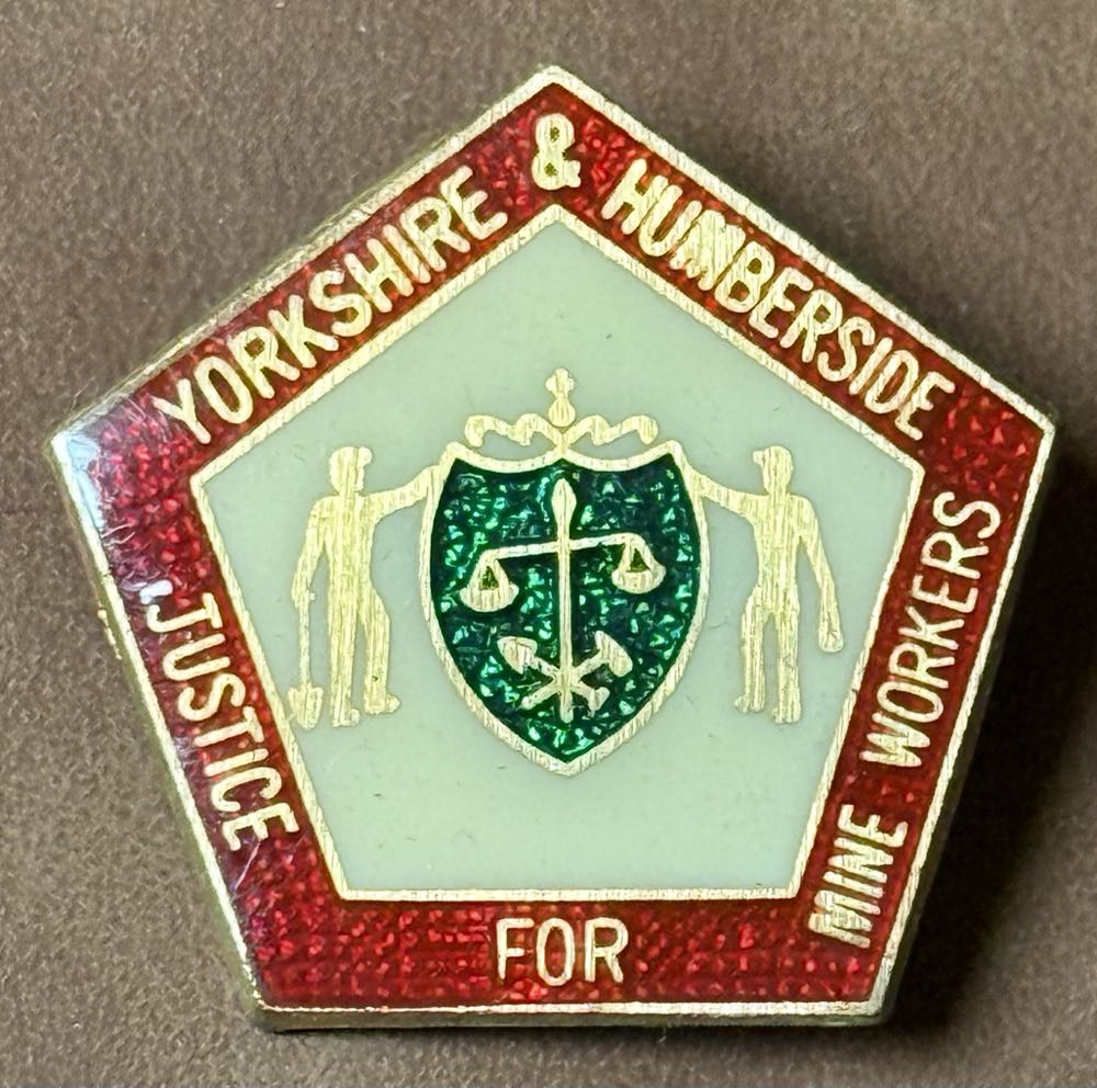 National Union of Mineworkers - Sack MacGregor Back the Miners 1984