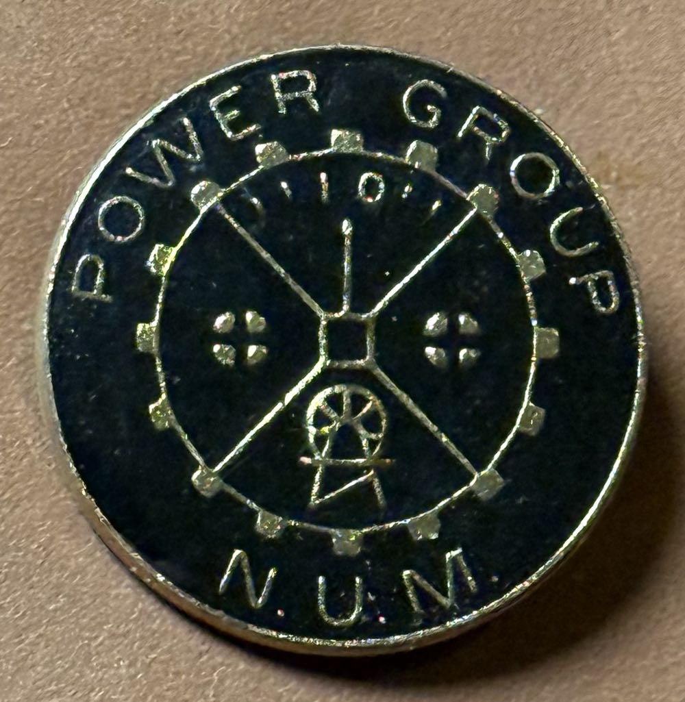 Hidden Mickey Wave B 2025