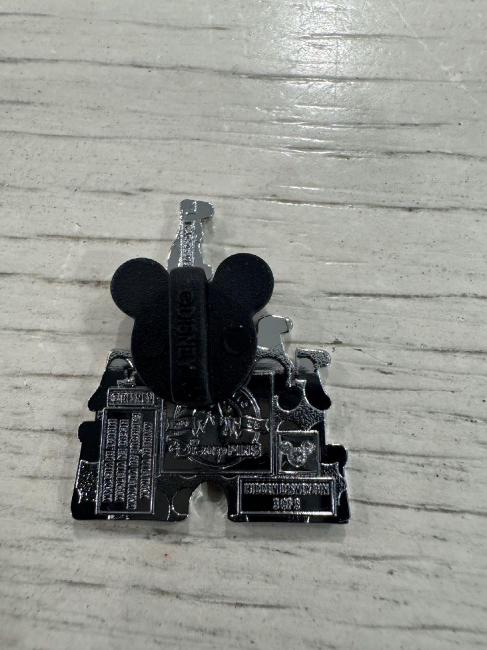 Cinderella Castle, Hidden Disney, Candy Apple  pin collectible - Main Image 2