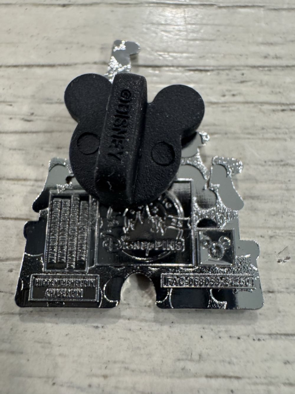 Cinderella Castle, Hidden Disney, Epcot  pin collectible - Main Image 2