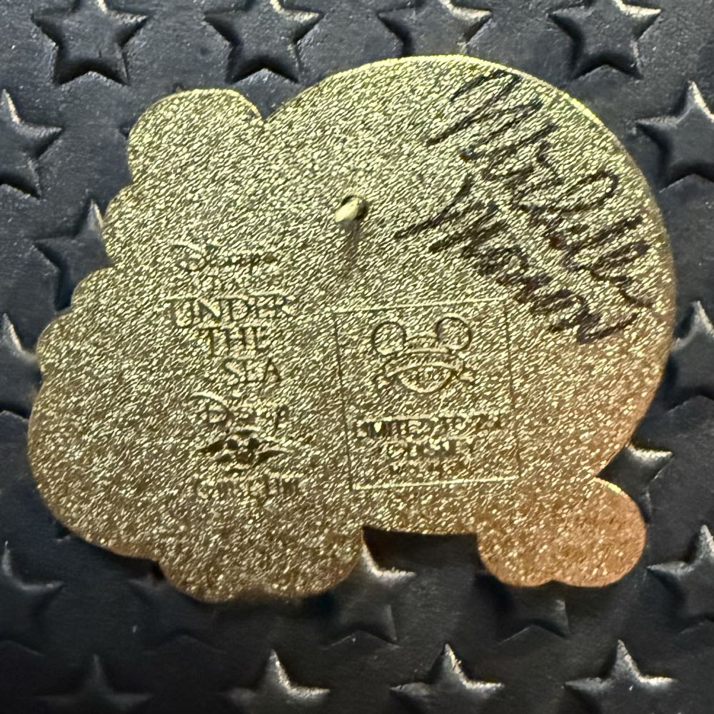 Jiminy Cricket: Bubbles - Disney Cruise Line pin collectible - Main Image 2