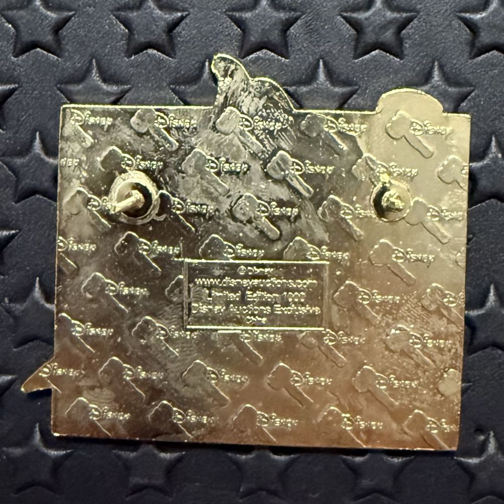 Jiminy Cricket: Hobo Animation - Disney Auctions pin collectible - Main Image 2